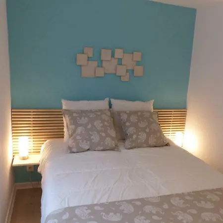 Appt Contemporain & Romantique Fosse Des Orphelins Appartement